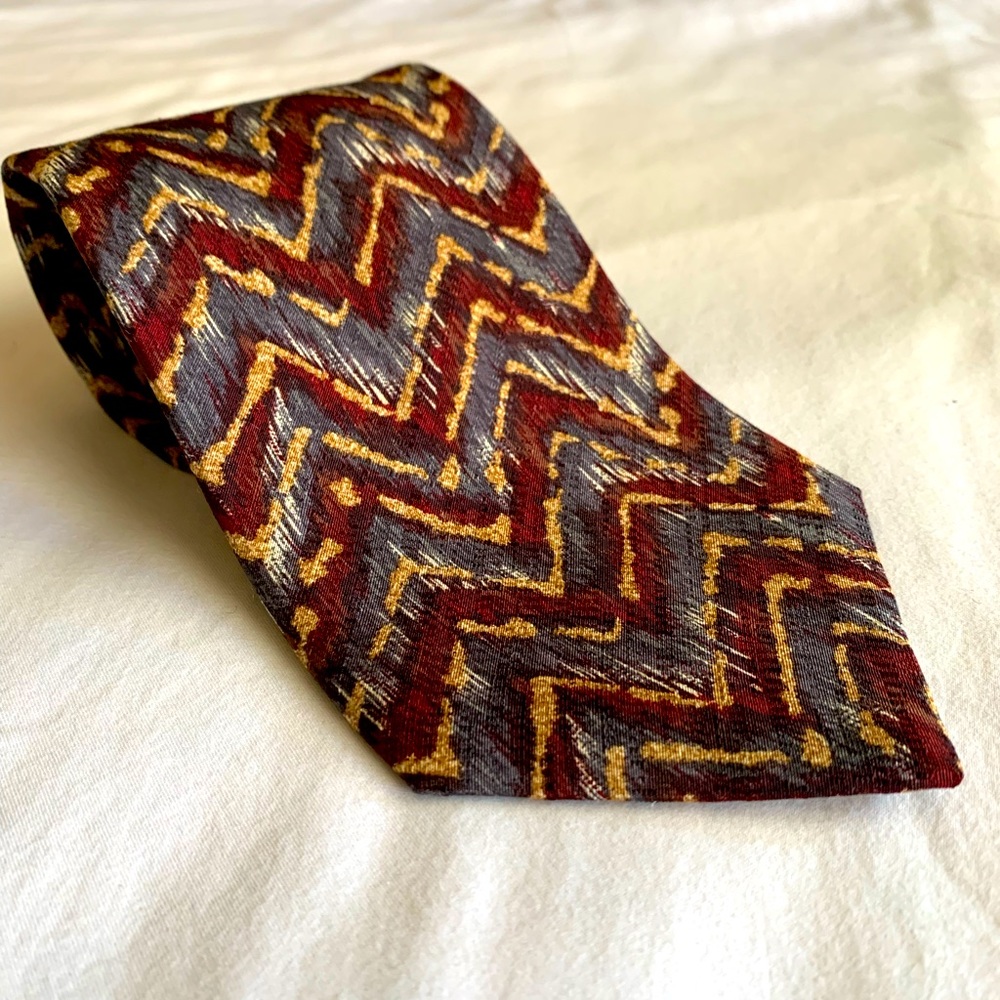 Bugatti 100% Italian Silk Tie